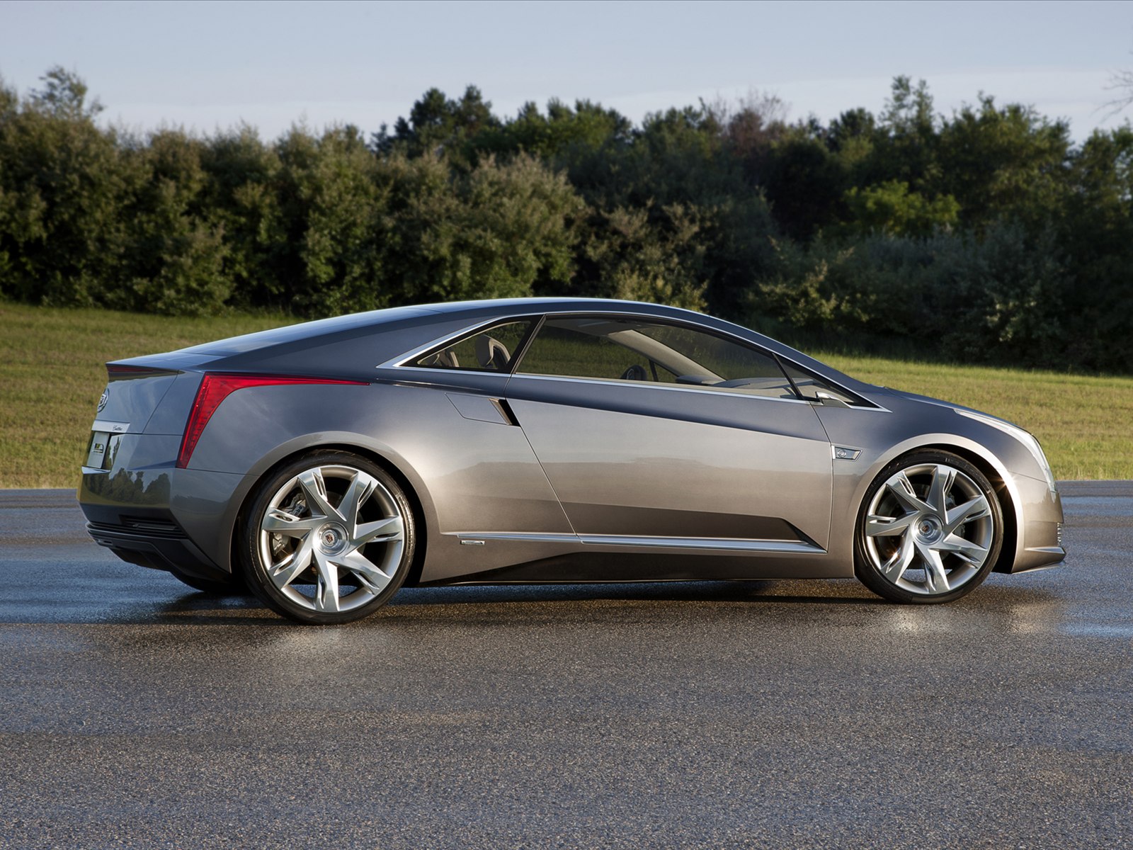 cadillac-elr-2012-electric-car-pictures-01.jpg (1600×1200)