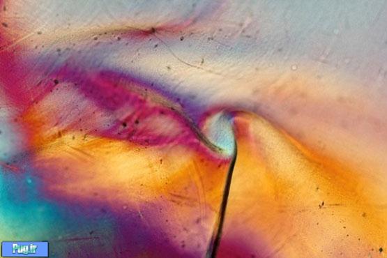رنگین کمان در دل سنگ‌های معمولی + تصاویر