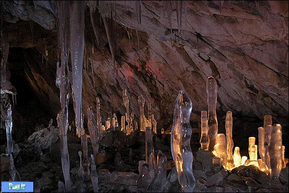 زیبایی بکر غار یخ مراد البرز 