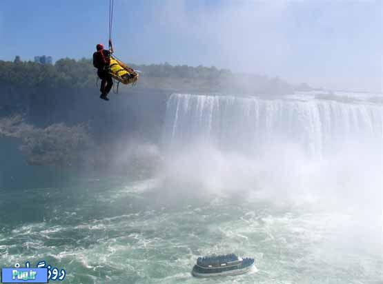 نجات مردی که قصد خودکشی در آبشار نیاگارا داشت