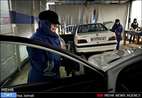کارواشی در تبریز که تمام کارمندانش زن هستند! + عکس