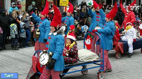 رژه بابانوئل‌ها در مونترال