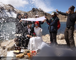 جشن عروسی در ارتفاعات سبلان + عکس