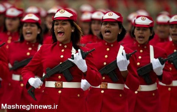 رژه نظامی زنان در ونزوئلا+ عکس